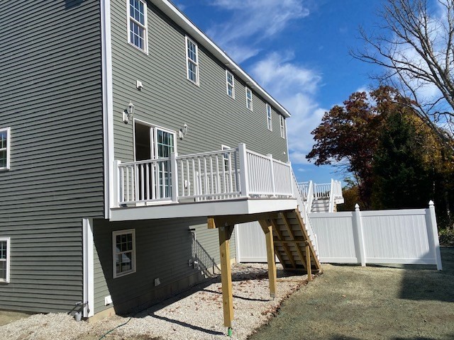 42 Modoc Street Worcester, MA 01604 - Photo 3 of 3 Gallery Image 3