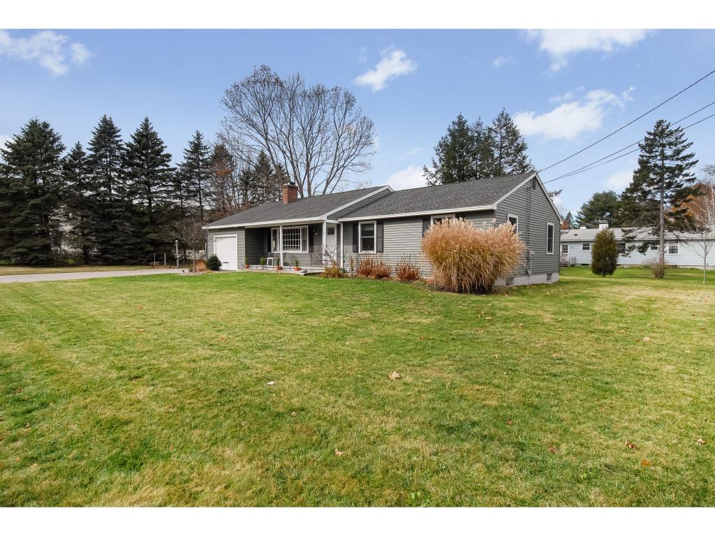 4 Stevens Road North Hampton, NH 03862 - Photo 14 of 22