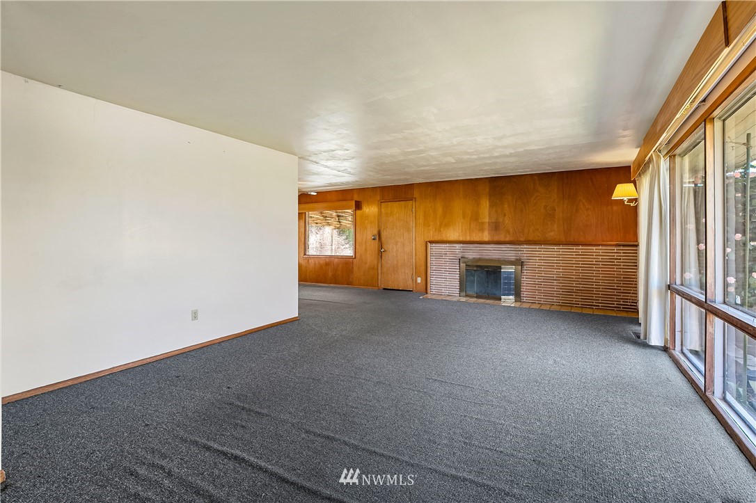 3836 Bancroft Road Bellingham, WA 98225 - Photo 4 of 30 Gallery Image 4
