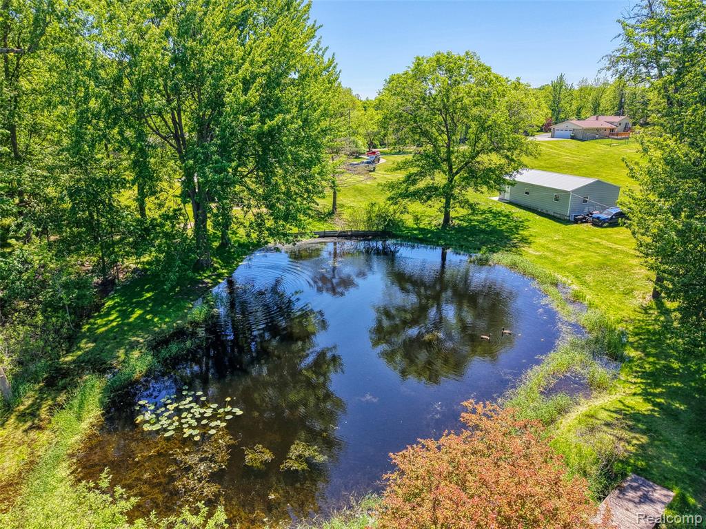 940 Rowland Road Leonard, MI 48367 - Photo 15 of 59
