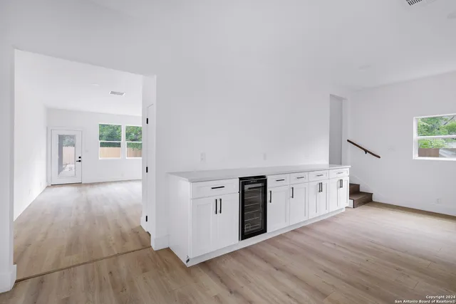 $4,000 | 323 East Lambert Street, San Antonio, TX 78204