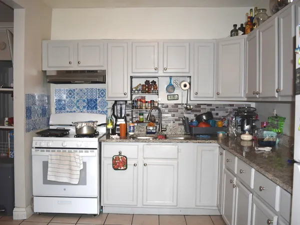 $799,000 | 1749 West North Shore Avenue, Chicago, IL 60626