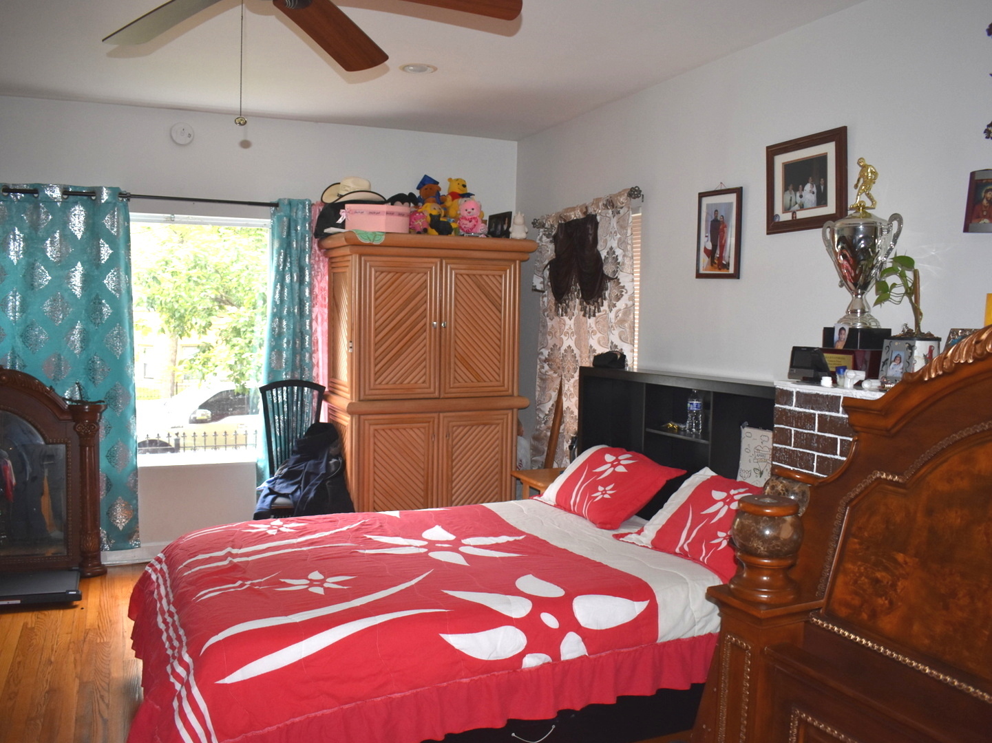 1749 West North Shore Avenue Chicago, IL 60626 - Photo 5 of 29