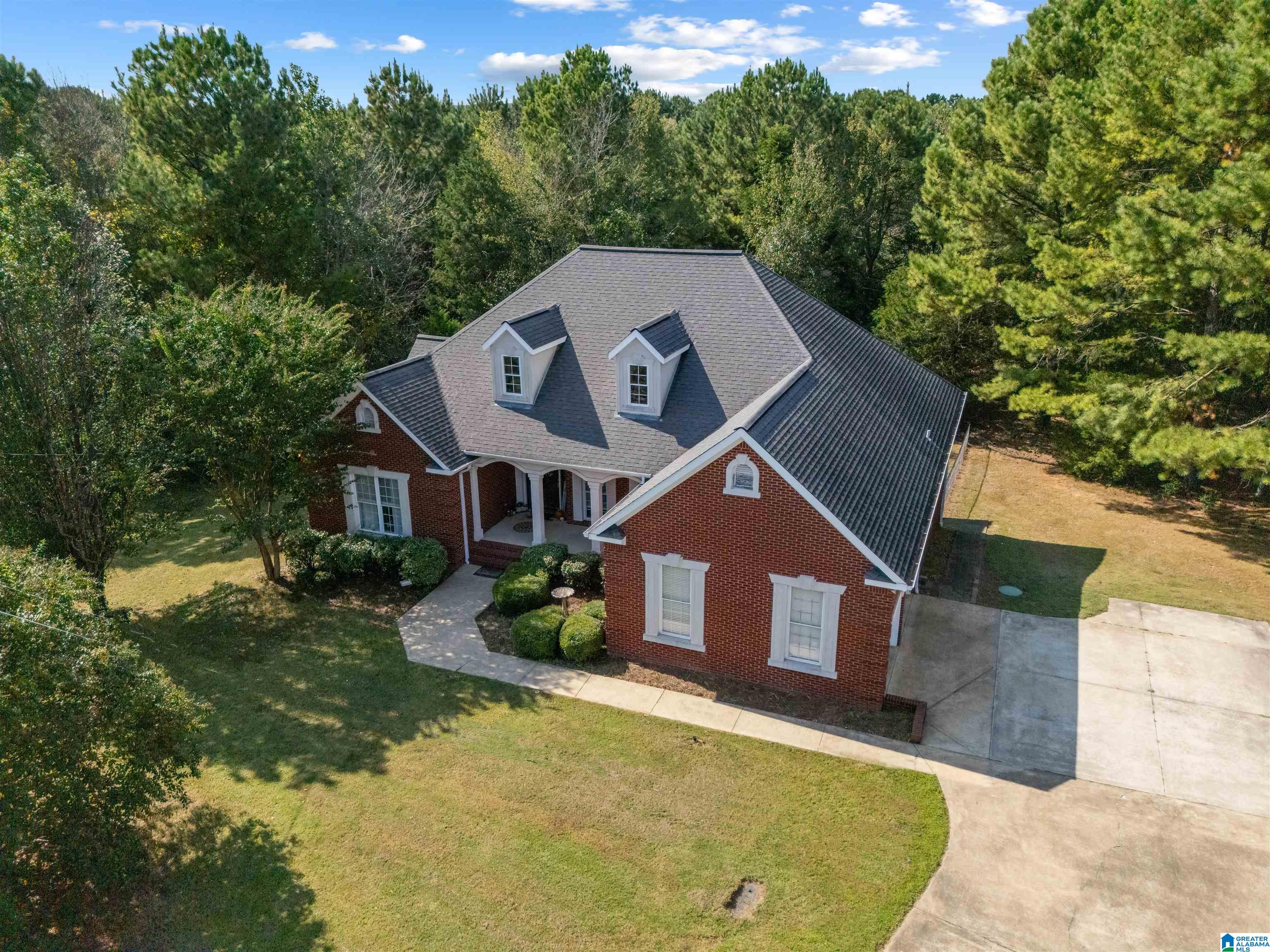 703 Crystal Crest Southwest Jacksonville, AL 36265 - Photo 1 of 24
