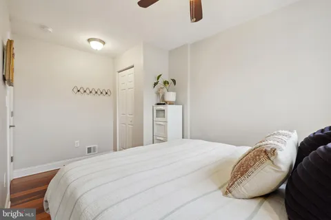 $724,900 | 1917 H Street Northeast, Washington, DC 20002