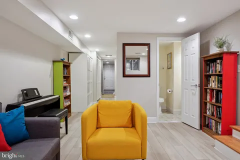 $724,900 | 1917 H Street Northeast, Washington, DC 20002