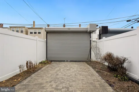 $724,900 | 1917 H Street Northeast, Washington, DC 20002