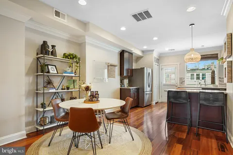 $724,900 | 1917 H Street Northeast, Washington, DC 20002