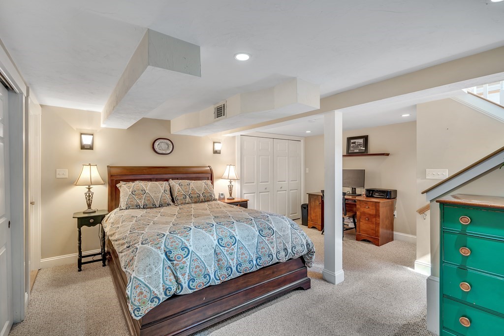 88 Old Town Road Hopkinton, MA 01748 - Photo 19 of 24 Gallery Image 19