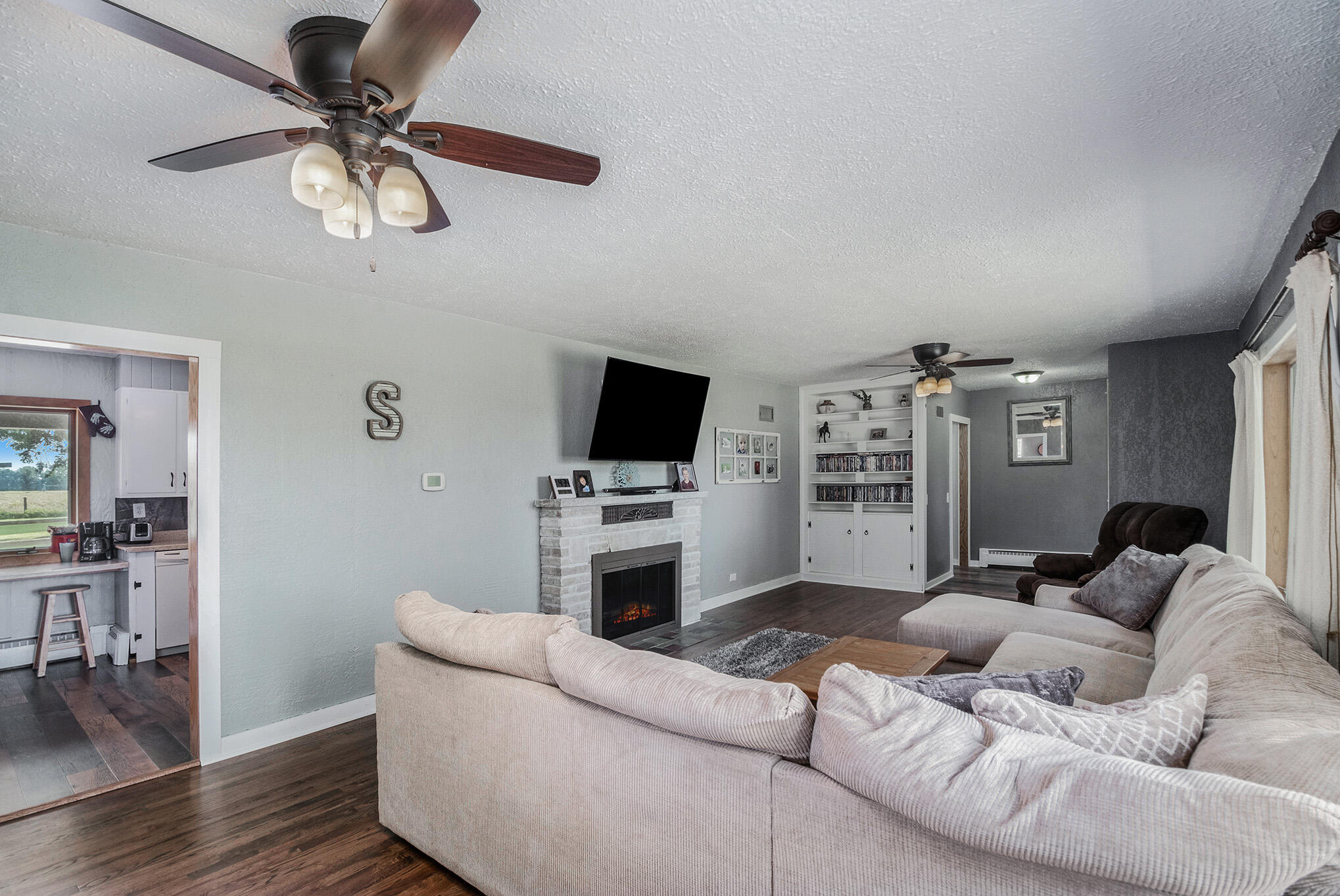 17843 Michigan Avenue Three Rivers, MI 49093 - Photo 5 of 35 DSCF1099
