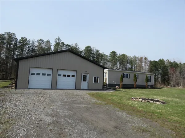 $209,900 | 1744 East Kent Road, Carlton, NY 14477