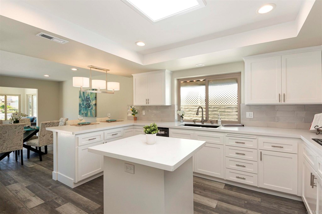 1453 La Loma Drive San Marcos, CA 92078 - Photo 12 of 38