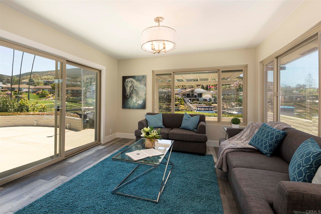 1453 La Loma Drive San Marcos, CA 92078 - Photo 5 of 38