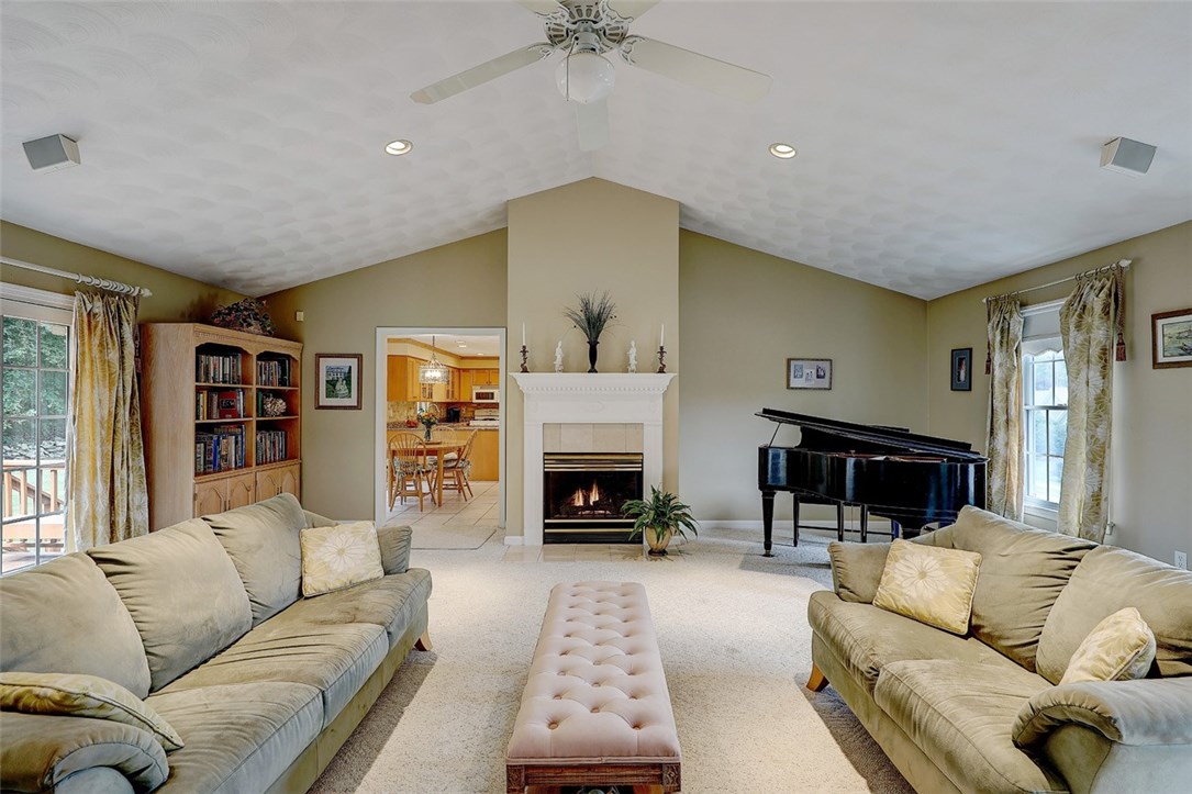 373 Blue Ridge Road Warwick, RI 02886 - Photo 8 of 30
