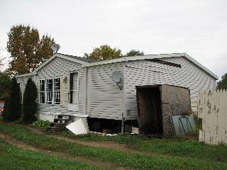 57801 89th Avenue Decatur, MI 49045 - Photo 1 of 5 Primary Photo