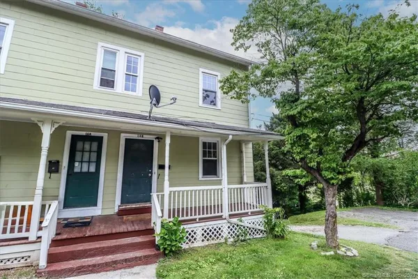 $2,395 | 14 Poplar Street, Unit B, New Milford, CT 06776