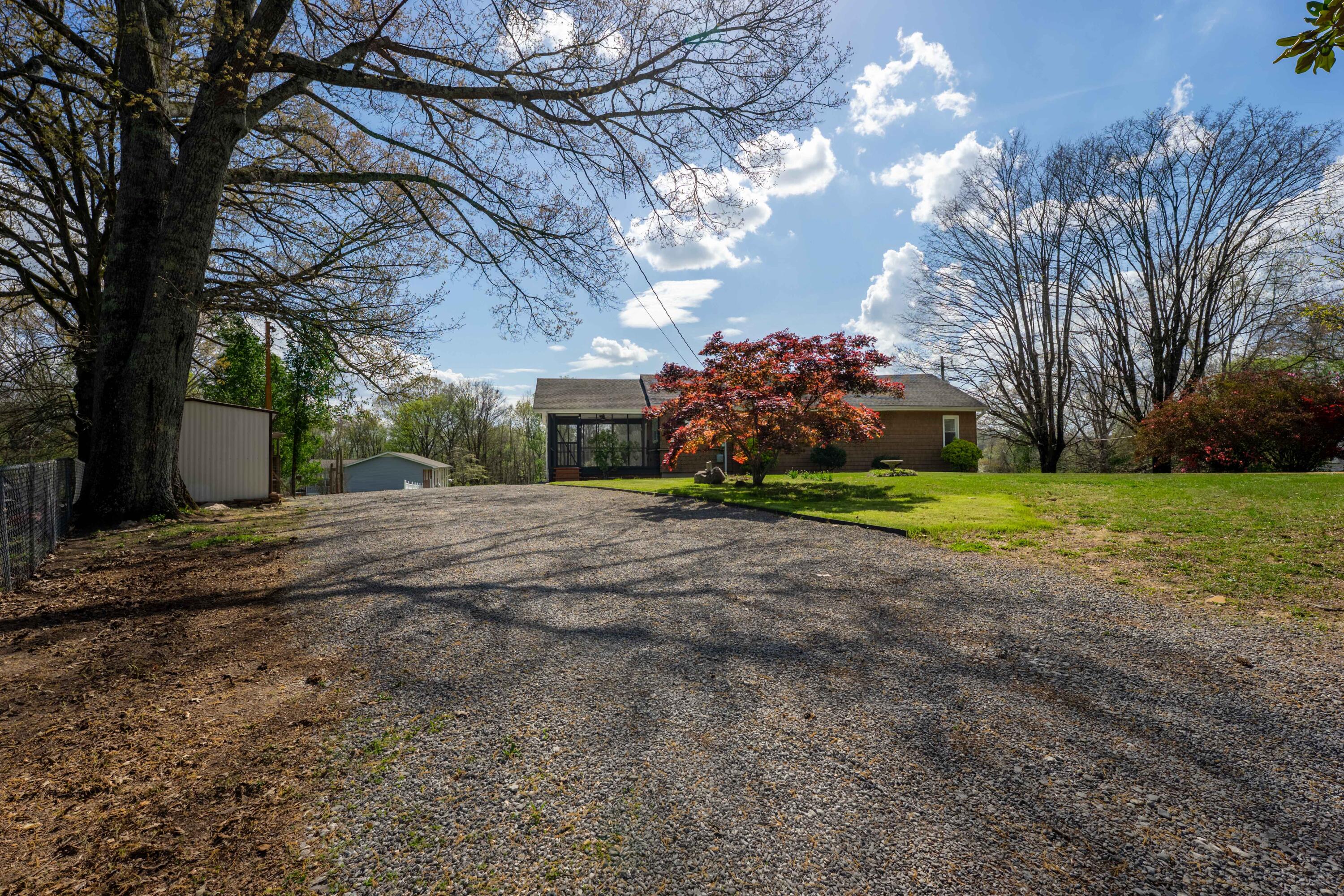 1616 Roberson Road Hixson, TN 37343 - Photo 2 of 36 Exterior 2