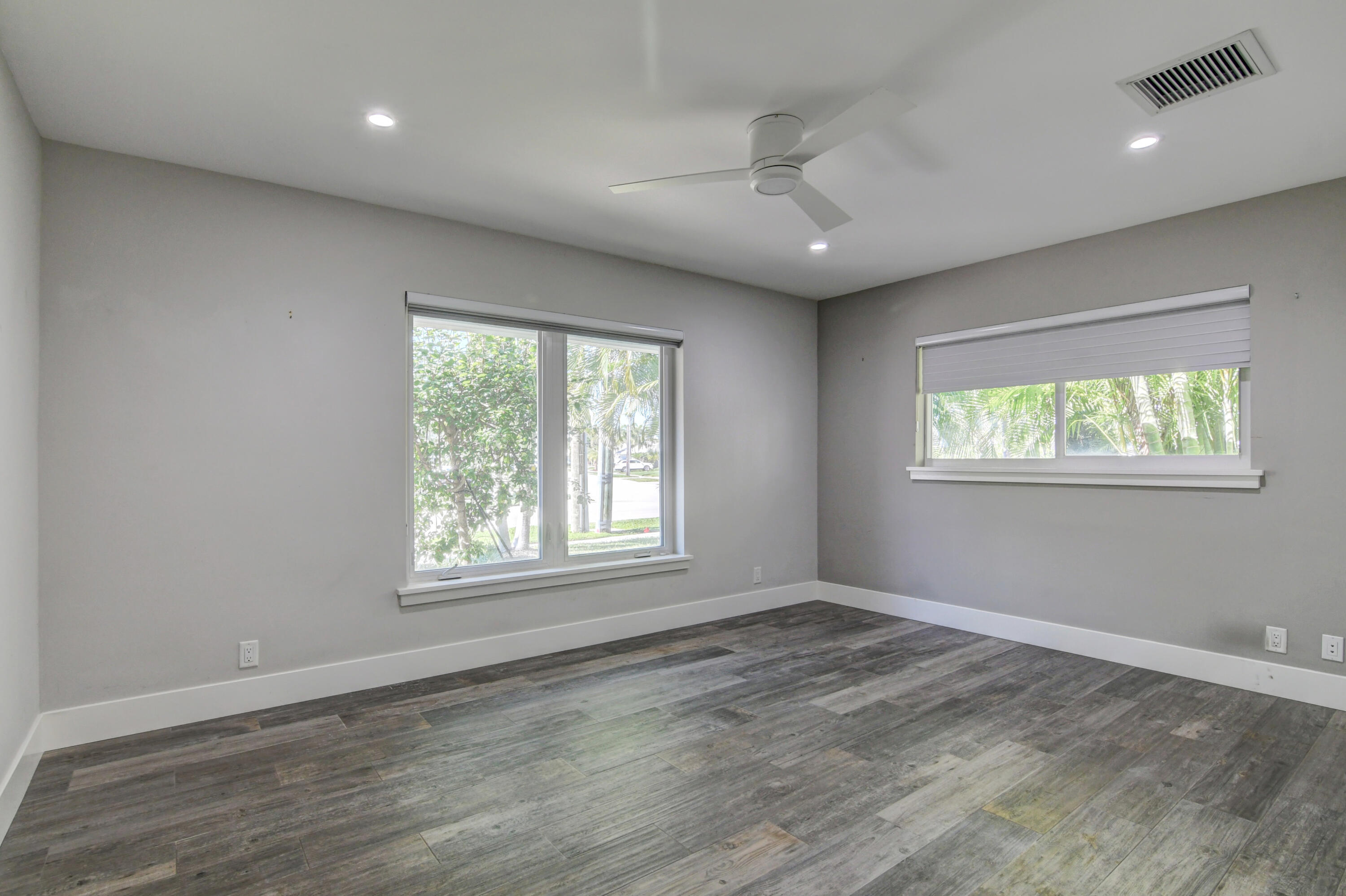 1310 Cypress Way Boca Raton, FL 33486 - Photo 29 of 49 2nd Bedroom