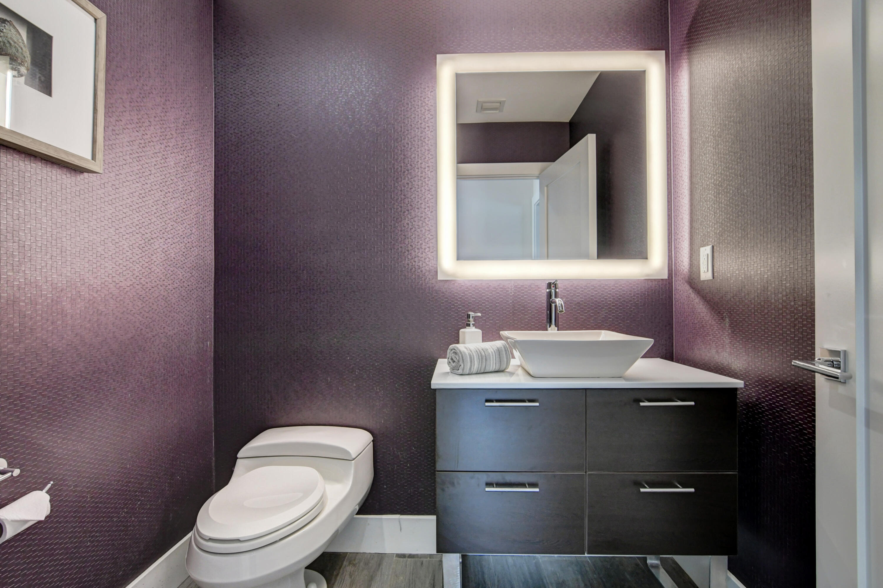 1310 Cypress Way Boca Raton, FL 33486 - Photo 36 of 49 3r bathroom