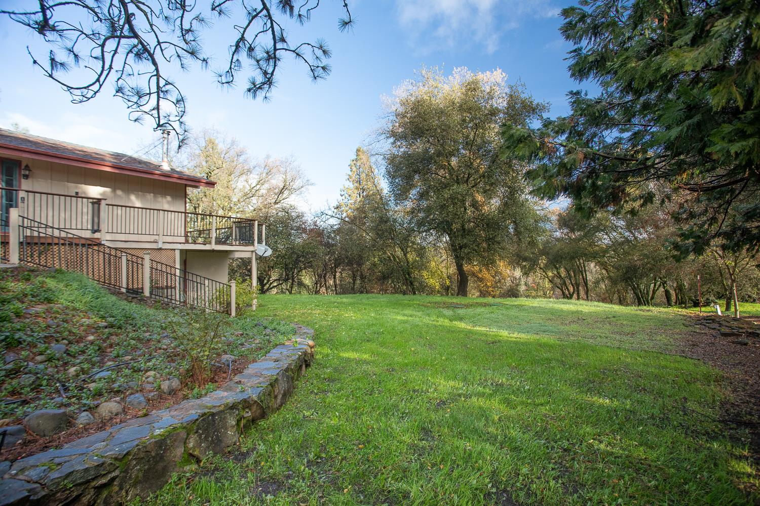 10988 Pleasant Valley Road Penn Valley, CA 95946 - Photo 31 of 90