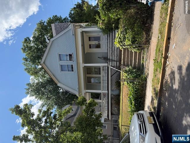 53 Chapman Place Irvington, NJ 07111 - Photo 1 of 5
