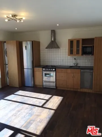 $1,950 | 1333 South Ogden Drive, Unit 5, Los Angeles, CA 90019