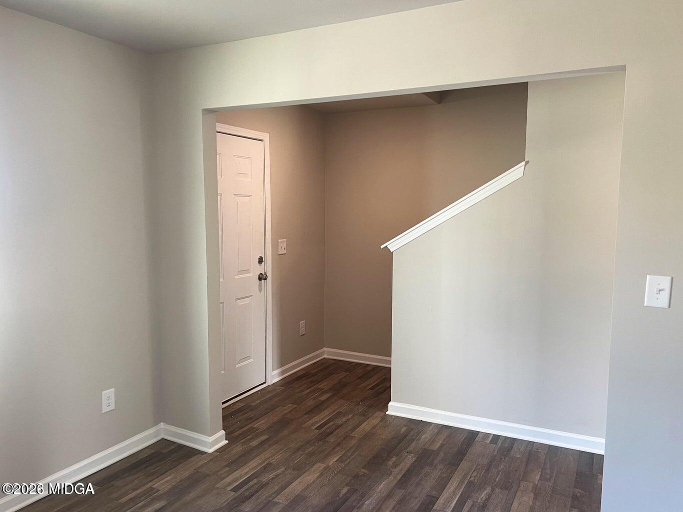 464 Hawthorn Trail Macon, GA 31210 - Photo 2 of 16 99 Foyer