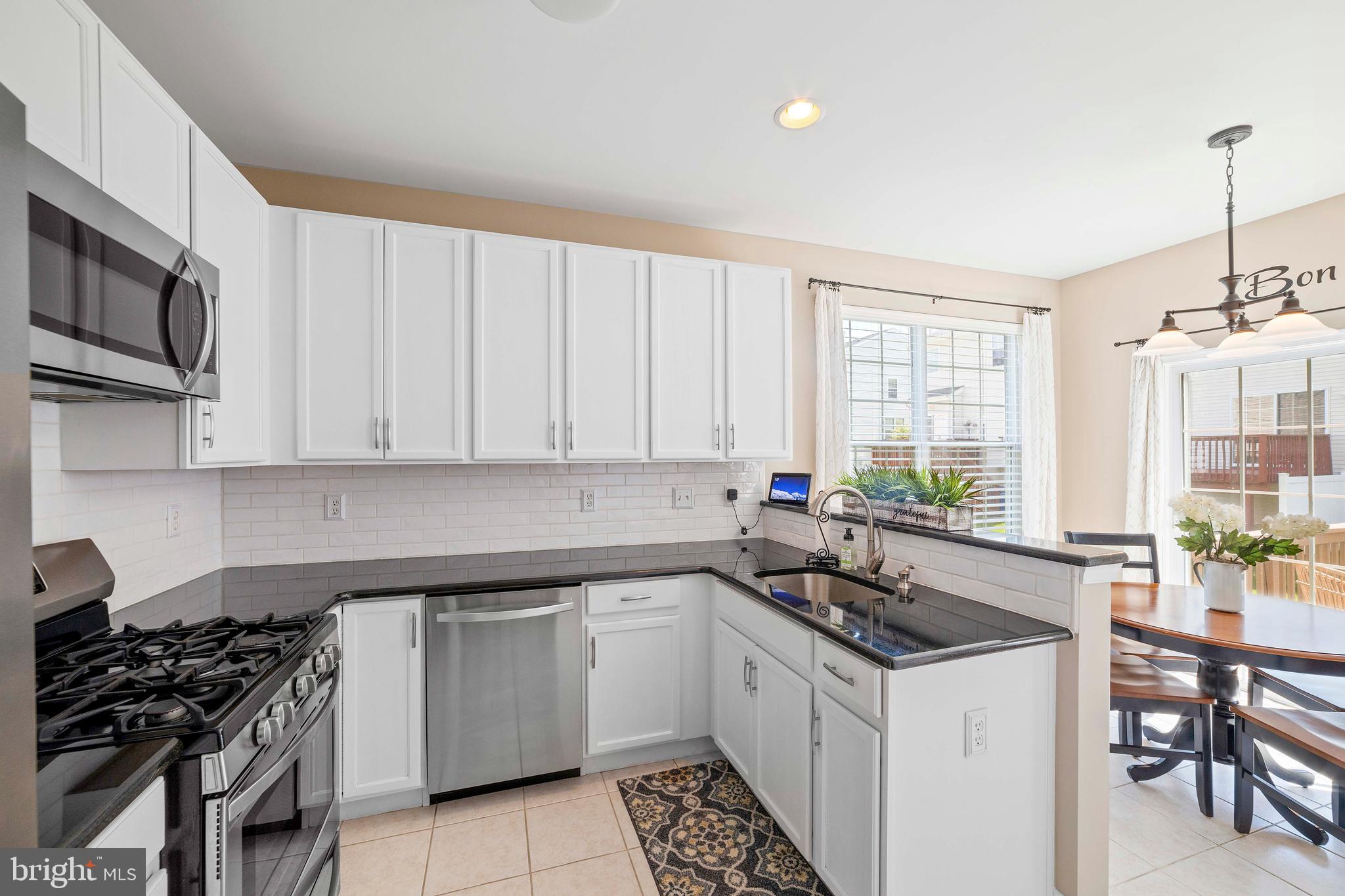 126 Castleton Road Delran, NJ 08075 - Photo 17 of 45