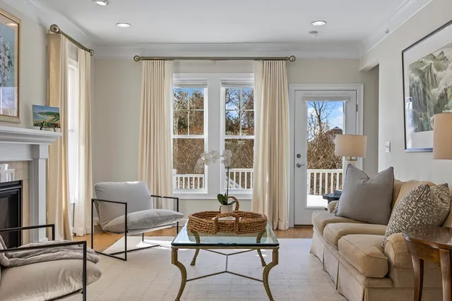 $1,150,000 | 11 Farmstead Lane, Unit 11, Sudbury, MA 01776
