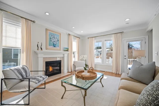 $1,150,000 | 11 Farmstead Lane, Unit 11, Sudbury, MA 01776