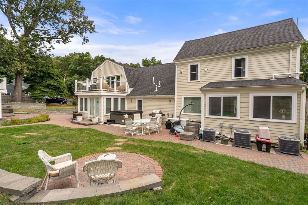 27 Hamilton Place Needham, MA 02494 - Photo 40 of 42