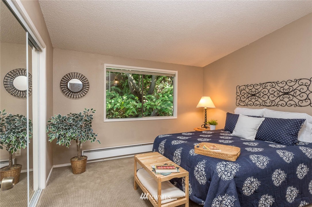 4633 Southwest Luana Beach Road Vashon, WA 98070 - Photo 11 of 17