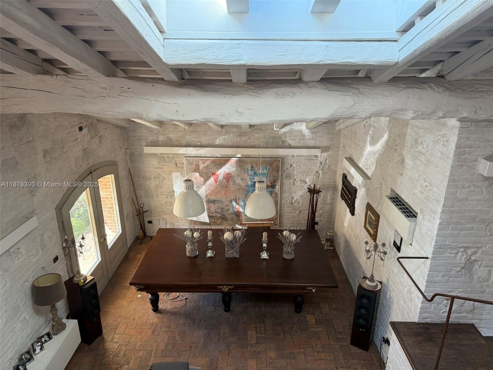 62 St Fosso (ve) Castellaro 62 Fosso (ve) Decatur, IT 30030 - Photo 22 of 39 a room with gym equipment