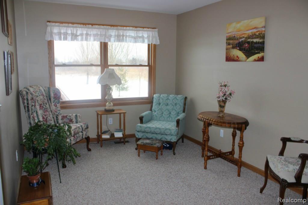 12320 Masters Road Memphis, MI 48041 - Photo 12 of 51 037 (1280x853).jpg