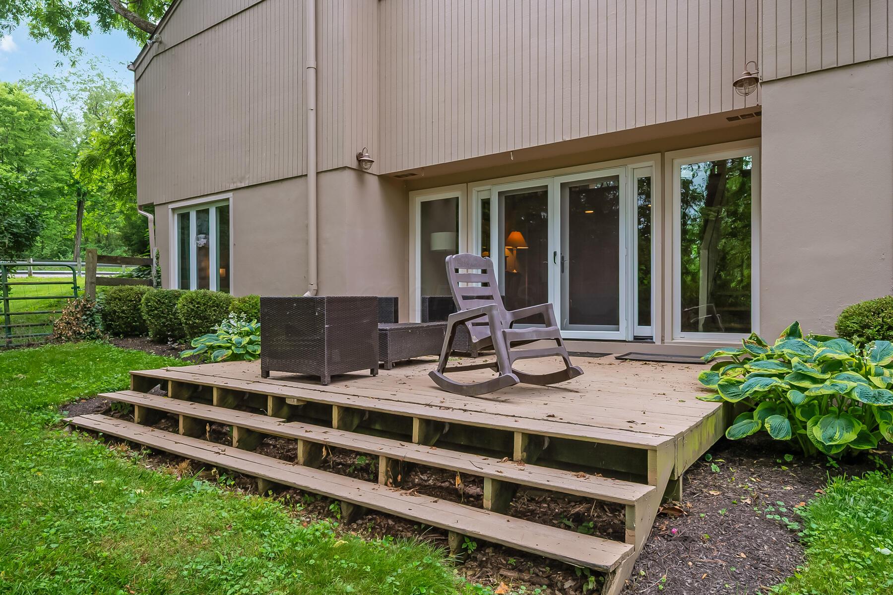 3115 Horseshoe Road Delaware, OH 43015 - Photo 36 of 60 Exterior Deck