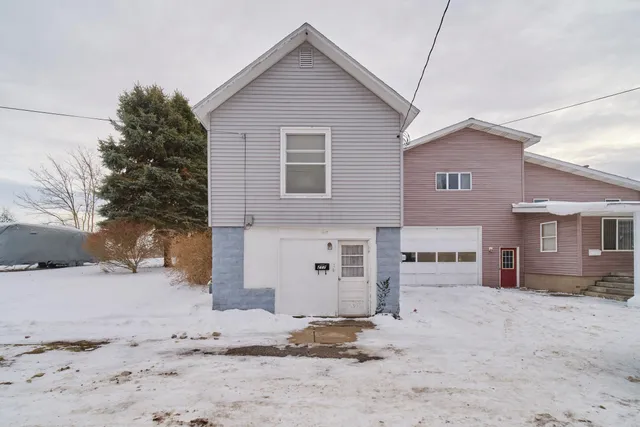 $399,000 | 219 2nd Avenue, Manistee, MI 49660