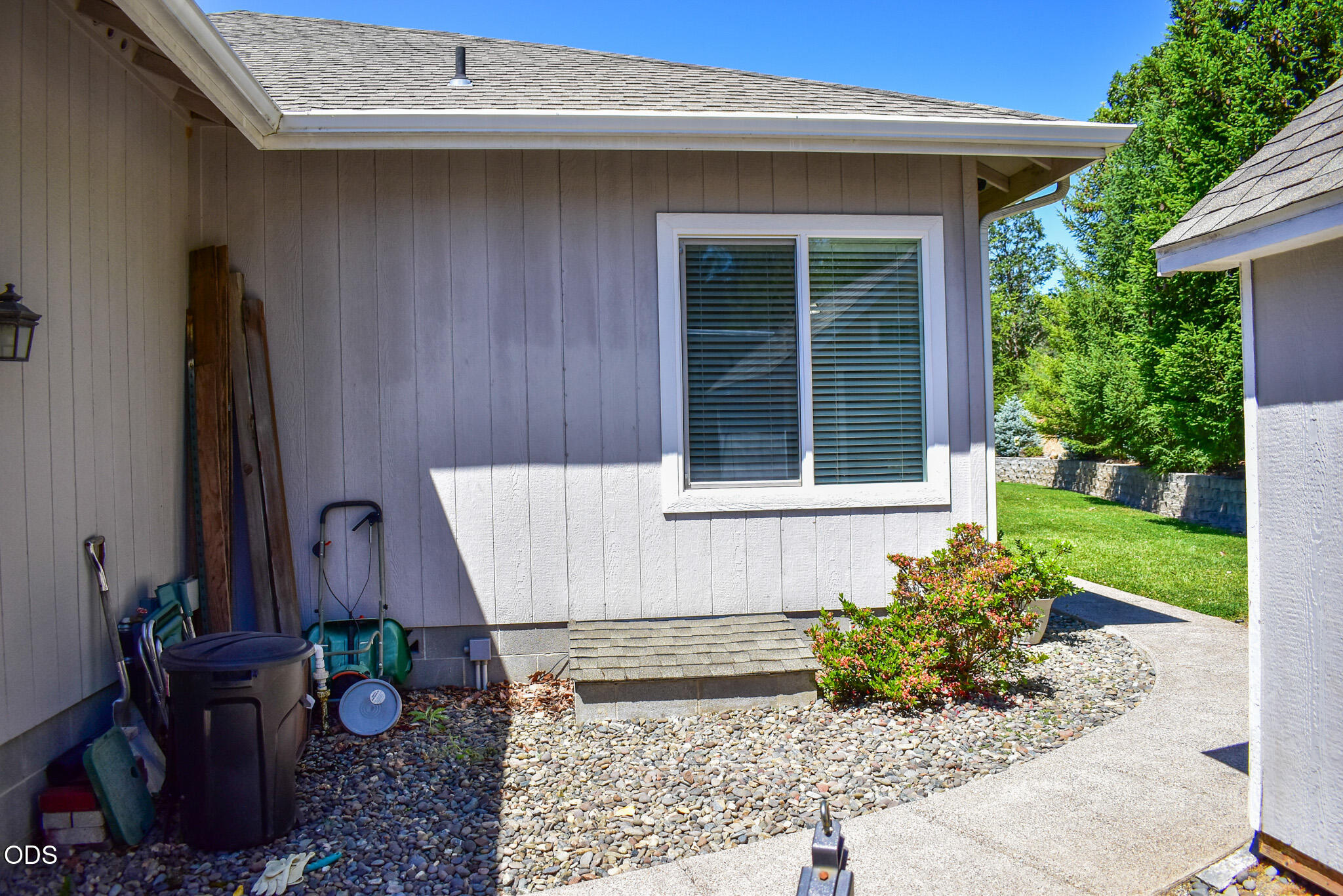 799 Three Pines Road Grants Pass, OR 97526 - Photo 37 of 40
