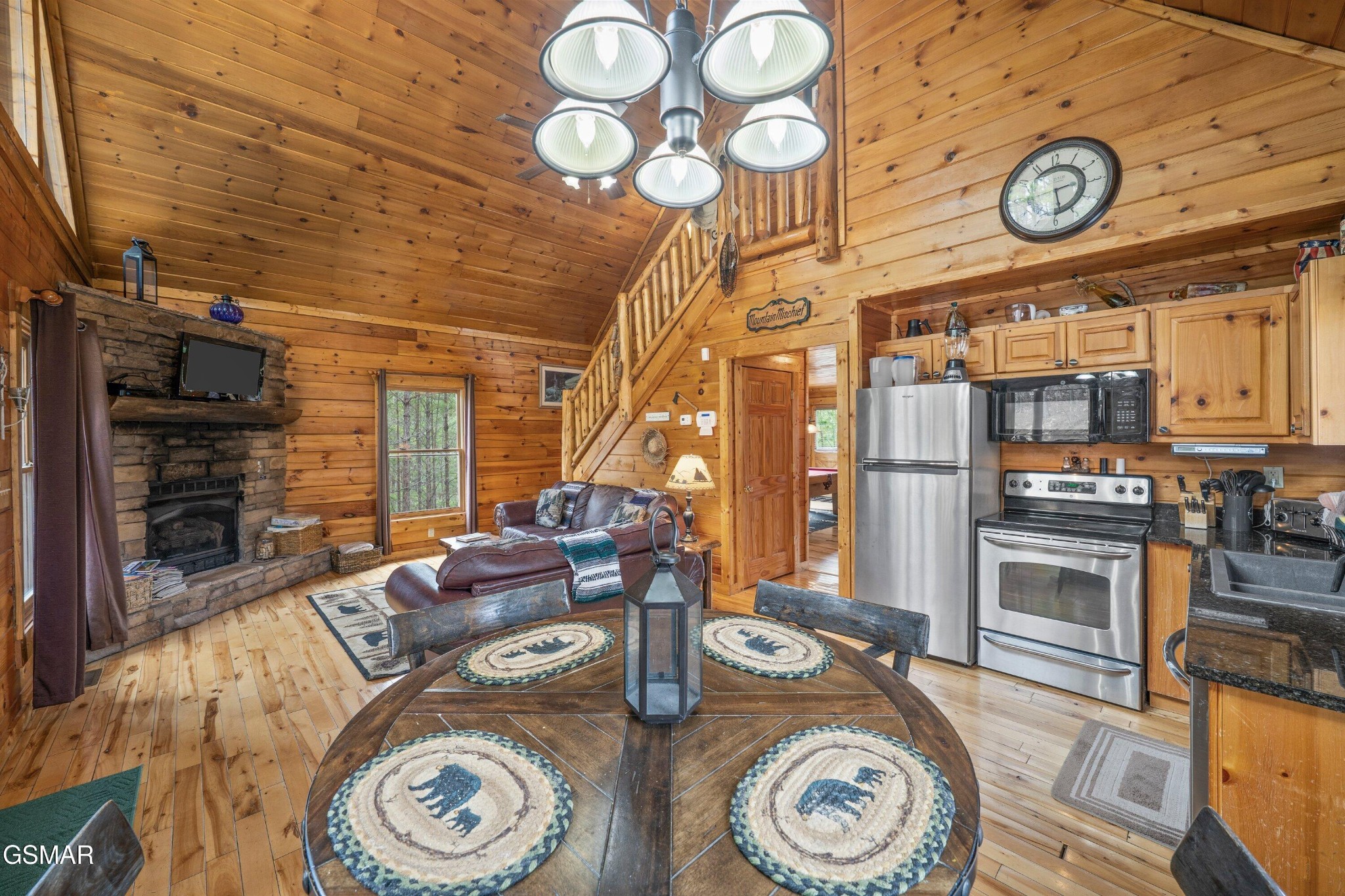 2220 Breezy Road Sevierville, TN 37876 - Photo 10 of 50 Gallery Image 10