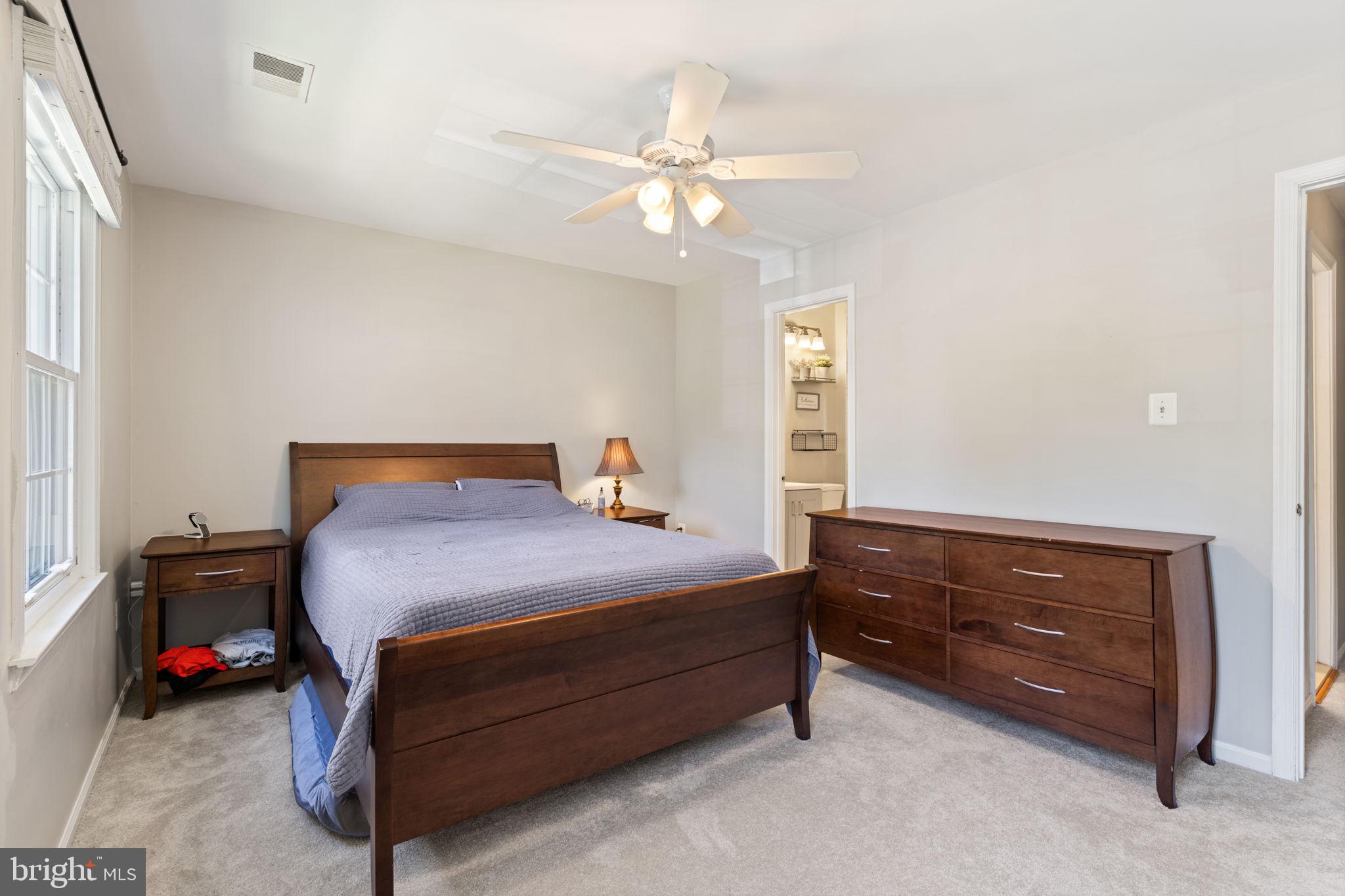 7932 Pebble Brook Court Springfield, VA 22153 - Photo 15 of 33 Primary bedroom