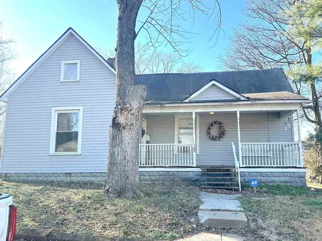 $59,900 | 723 North 9th Street, Murphysboro, IL 62966