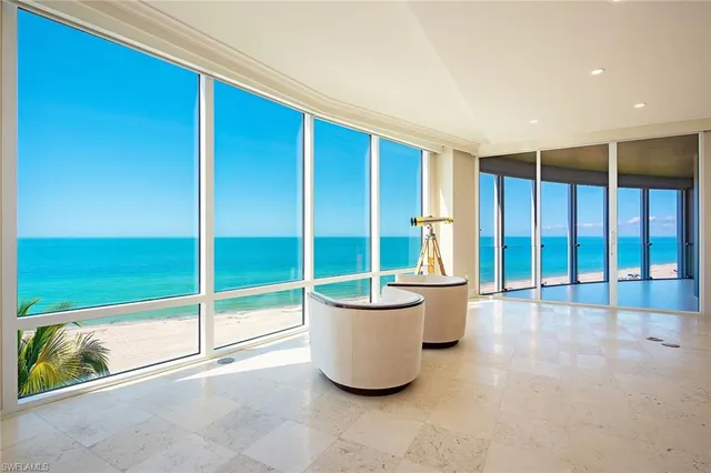 $10,695,000 | 4351 Gulf Shore Boulevard North, Unit 6S, Naples, FL 34103