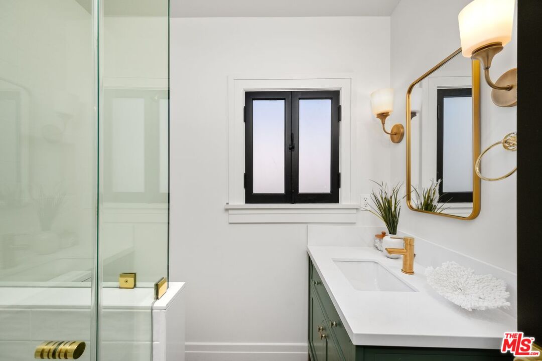 205 South Carson Road Beverly Hills, CA 90211 - Photo 29 of 47 Gallery Image 29