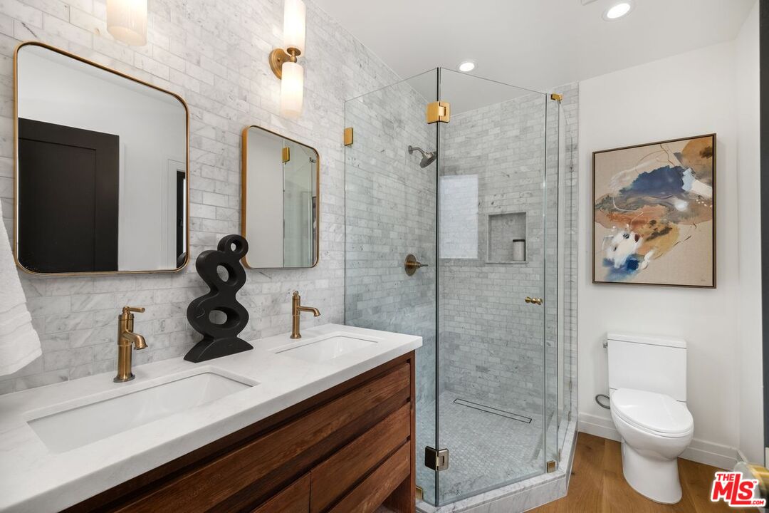 205 South Carson Road Beverly Hills, CA 90211 - Photo 33 of 47 Gallery Image 33
