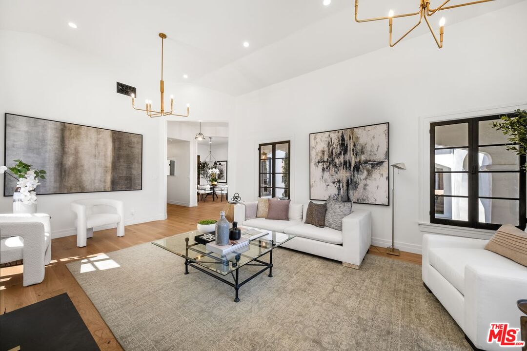 205 South Carson Road Beverly Hills, CA 90211 - Photo 10 of 47 Gallery Image 10
