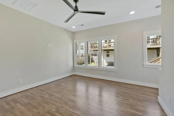 $2,900 | 2906 Oakland Avenue, Nashville, TN 37212