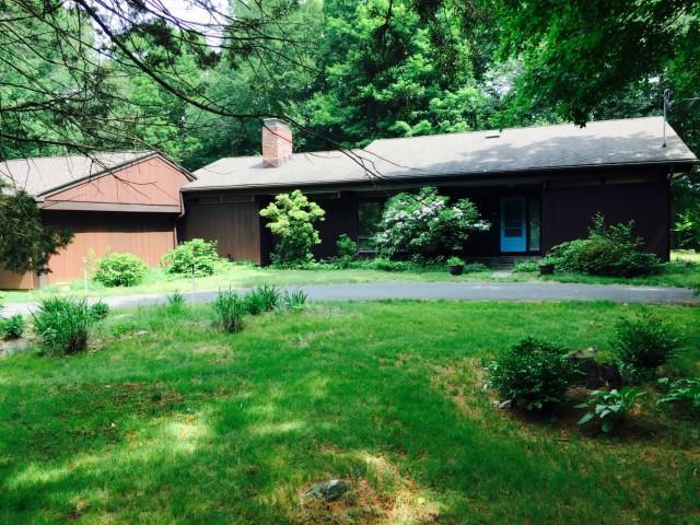 59 Toddy Hill Road Newtown, CT 06482 - Photo 1 of 1 a view of a house with a yard