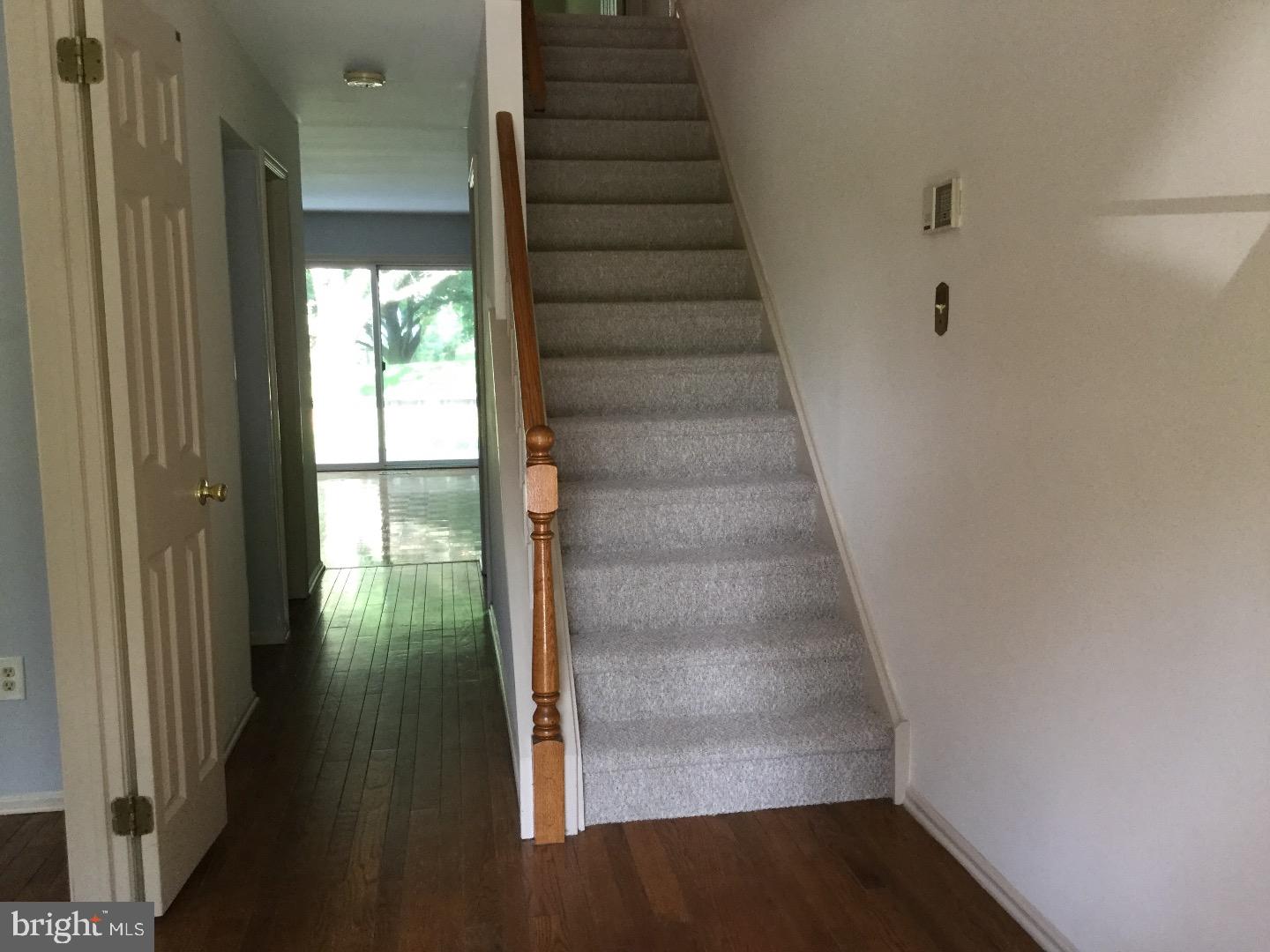 1175 Heyward Road, Unit 46 Chesterbrook, PA 19087 - Photo 3 of 17 Foyer