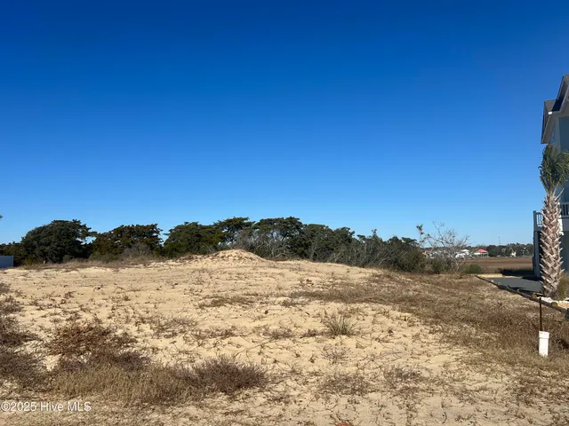 $375,000 | 1035 Tide Ridge Drive, Holden Beach, NC 28462