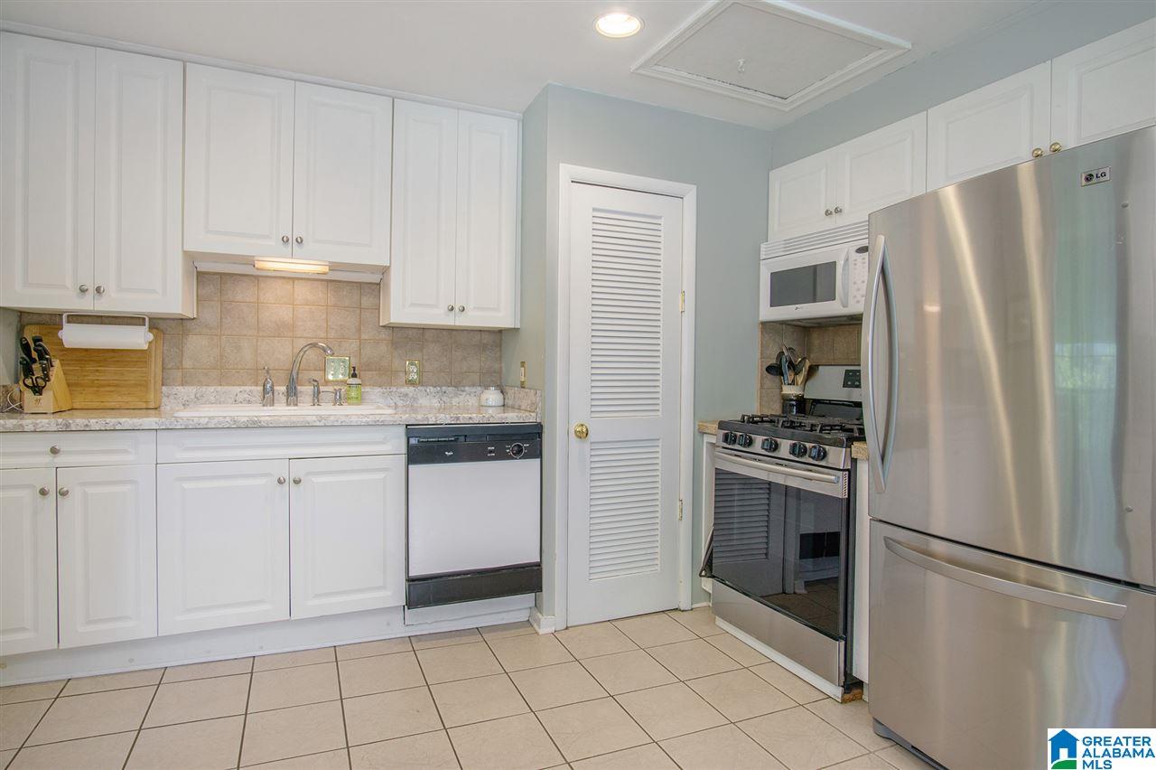 603 Strathmore Road Birmingham, AL 35213 - Photo 14 of 36