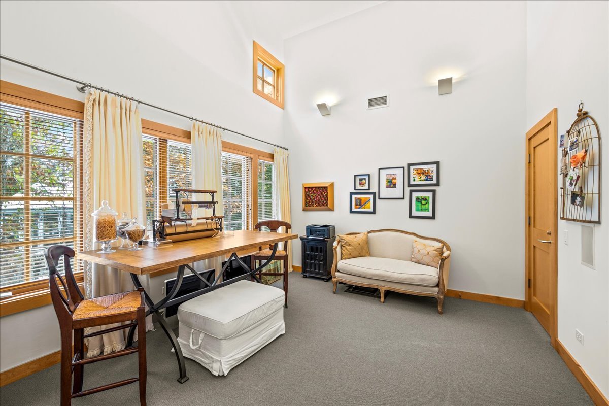 4 Indian Hill Road Winnetka, IL 60093 - Photo 22 of 31 Gallery Image 22